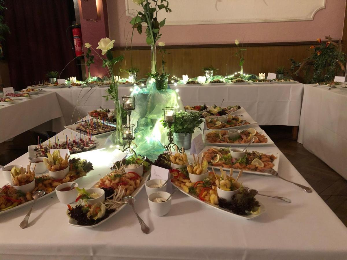 Hotel-Restaurant Wilhelmsbad Seesen Buitenkant foto