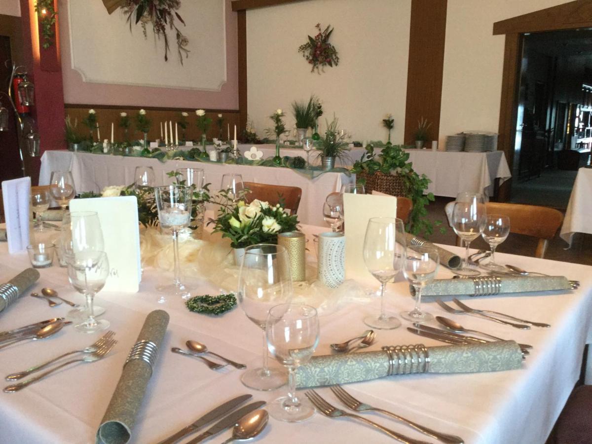 Hotel-Restaurant Wilhelmsbad Seesen Buitenkant foto