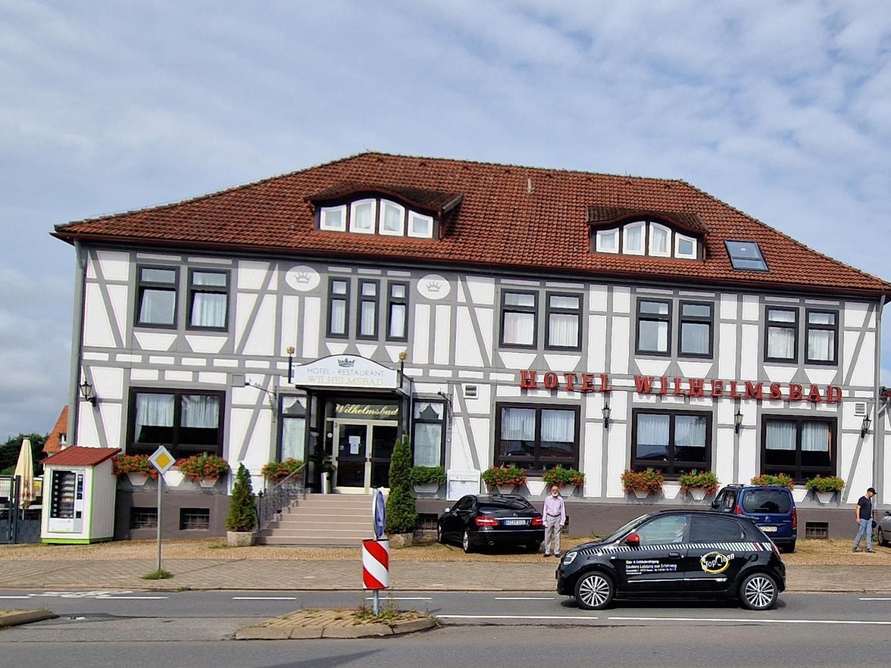 Hotel-Restaurant Wilhelmsbad Seesen Buitenkant foto