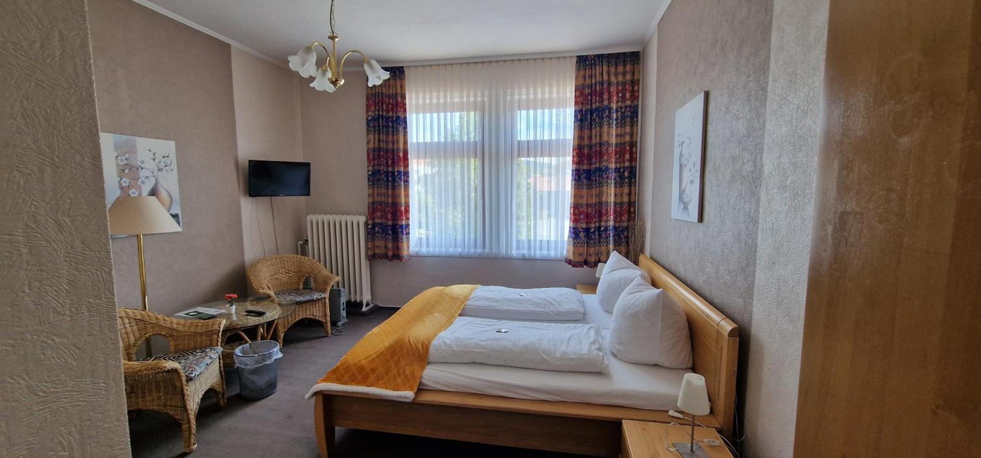 Hotel-Restaurant Wilhelmsbad Seesen Kamer foto